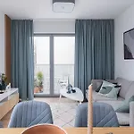 Rentplanet - Aura Prandoty *