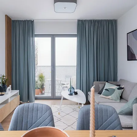 Rentplanet - Aura Prandoty *