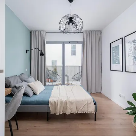 Rentplanet - Aura Prandoty