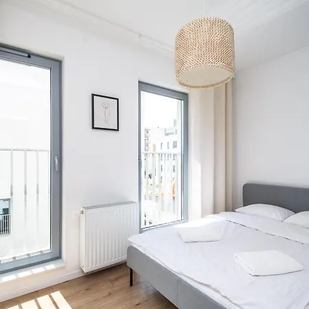 Rentplanet - Aura Prandoty